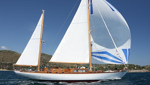 Classic-Yacht-Paulena