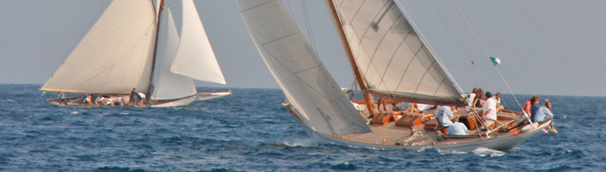 Classic-regatta-sailing